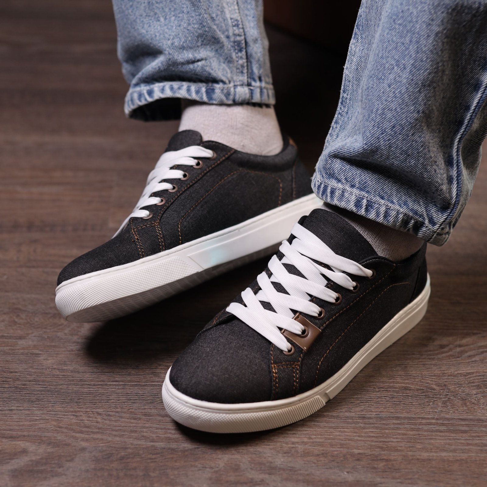 صورة المنتج - اسود چينز فلات عالى الجودة RM333