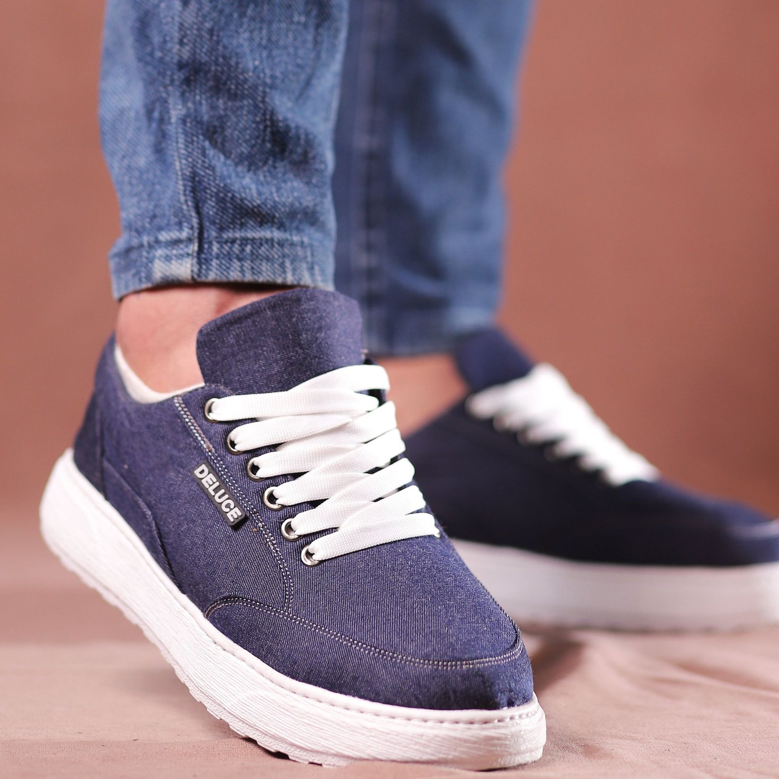 صورة المنتج - كحلى كوتشي چينز NC244